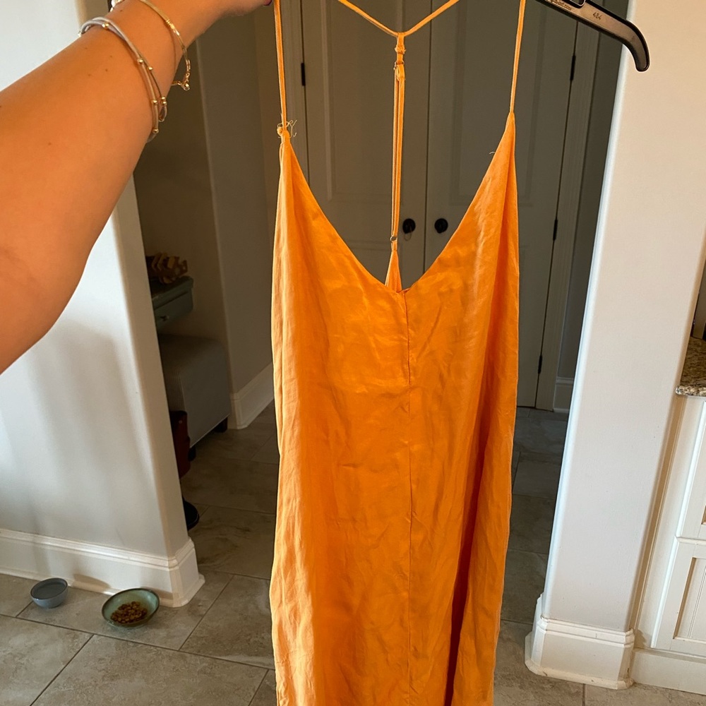 Super cute Zara midi dress!